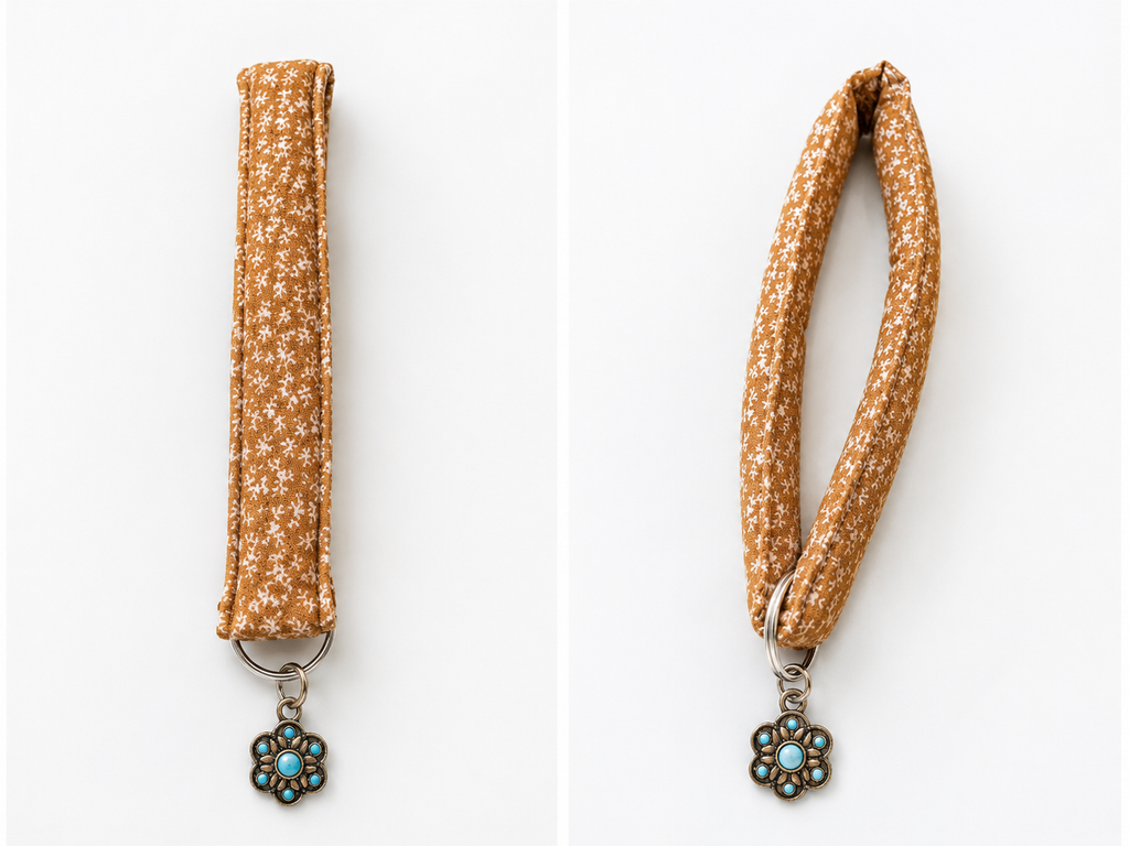 Vintage Floral Wristlet