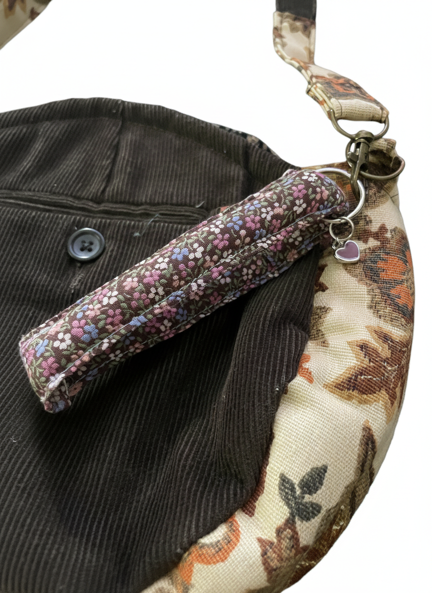 Vintage Floral Wristlet
